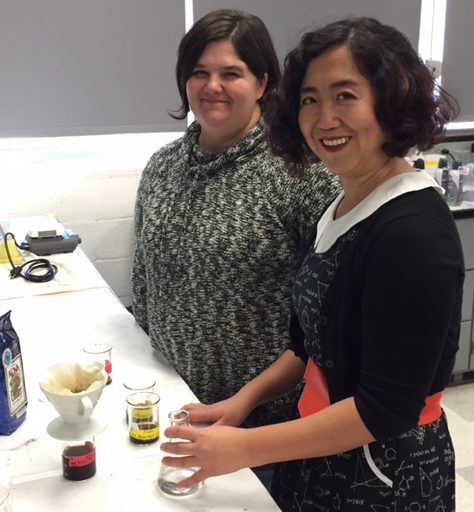Drs. Megan Fuller and Niny Rao in the lab