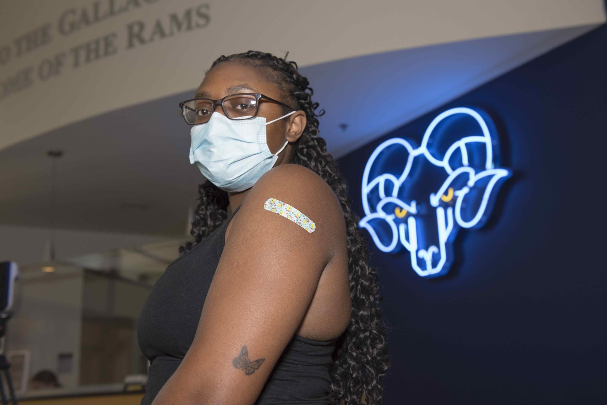 Jefferson student Saddiya Lowry-White received her vaccine